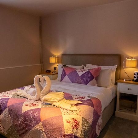 The Hare And Hounds Bed and Breakfast Fulbeck Eksteriør billede